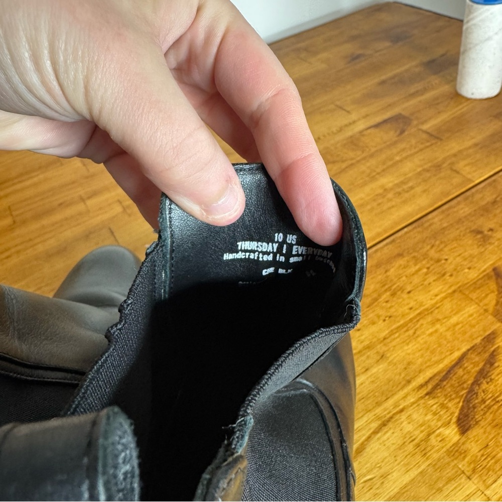 Thursday Boot Co Duchess Black Leather Pull On Heeled Chelsea Boots Size 10 - Picture 4 of 7